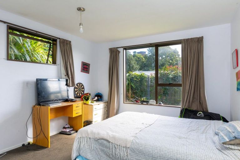 Photo of property in 45 Durham Street, Picton, 7220