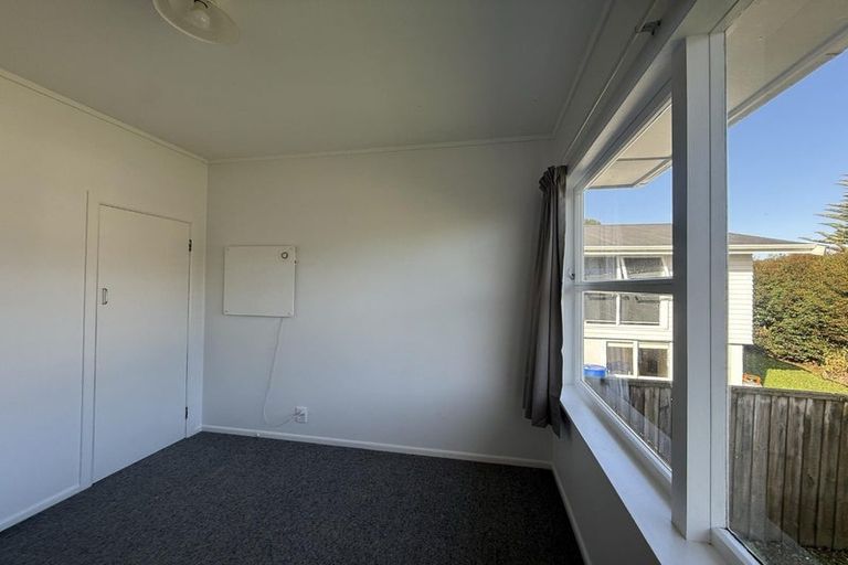 Photo of property in 34 Levesque Street, Birkdale, Auckland, 0626
