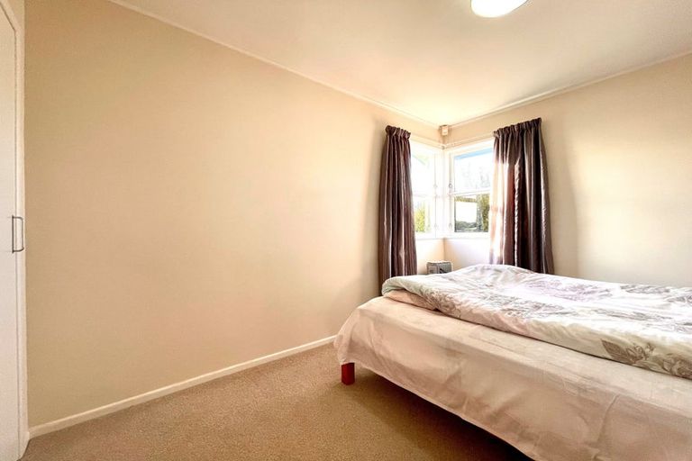 Photo of property in 102 Gills Road, Bucklands Beach, Auckland, 2014