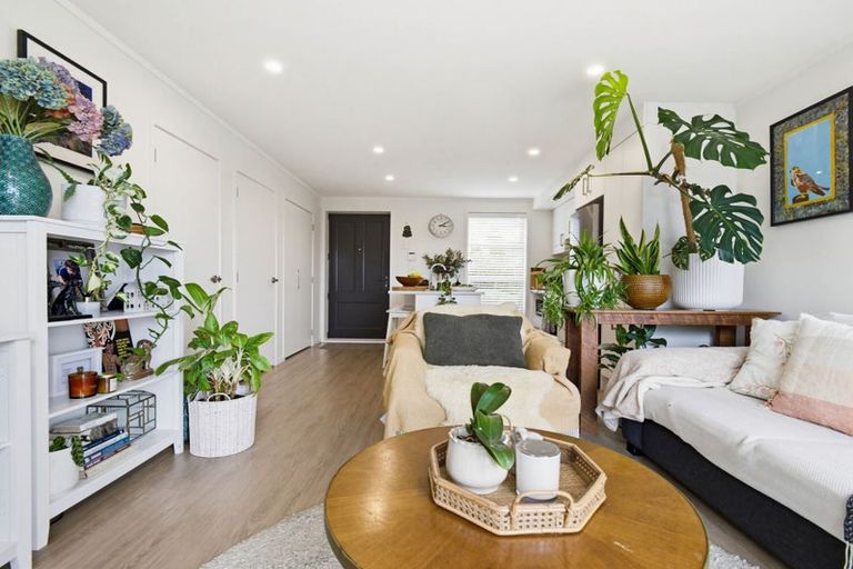 Photo of property in 44b Ambler Avenue, Glen Eden, Auckland, 0602