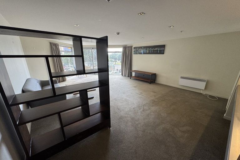 Photo of property in Piermont Apartments, 1a/82 Cable Street, Te Aro, Wellington, 6011