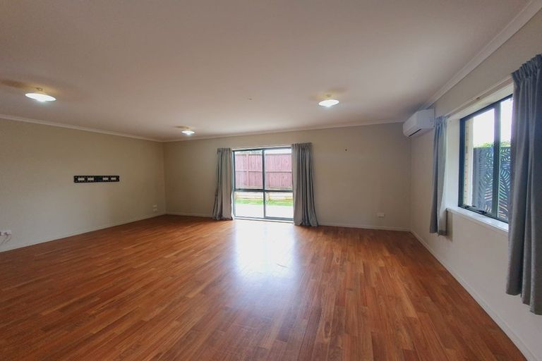 Photo of property in 13 Hooper Avenue, Pukekohe, 2120