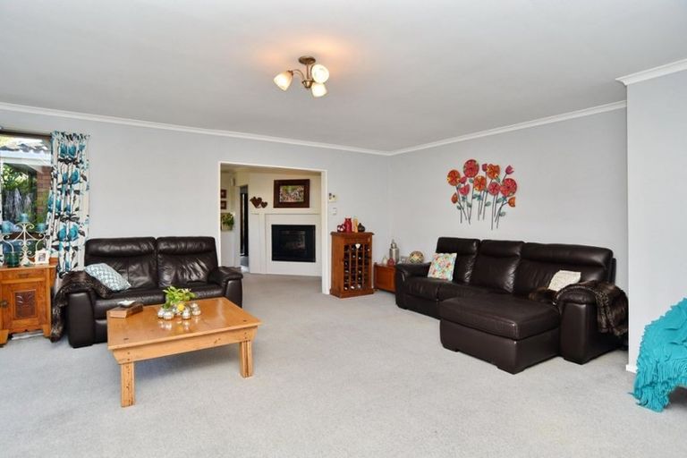 Photo of property in 1 Lacy Gate Place, Woodend, 7610