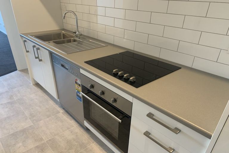 Photo of property in 5/61 Pragma Rise