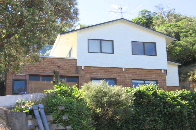 Photo of property in 29 Volga Street, Island Bay, Wellington, 6023