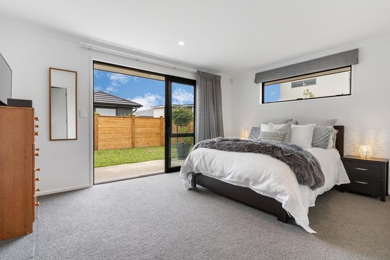Photo of property in 7 Tuangi Way, Papamoa Beach, Papamoa, 3118