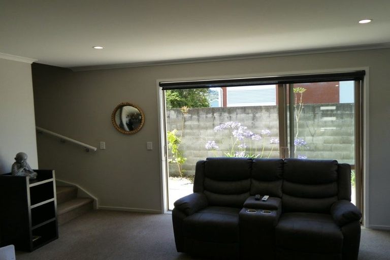 Photo of property in 7 Latimer Way, Petone, Lower Hutt, 5012