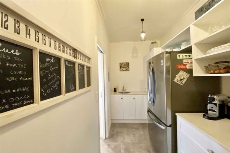 Photo of property in 9 Sunrise Drive, Seaward Bush, Invercargill, 9812