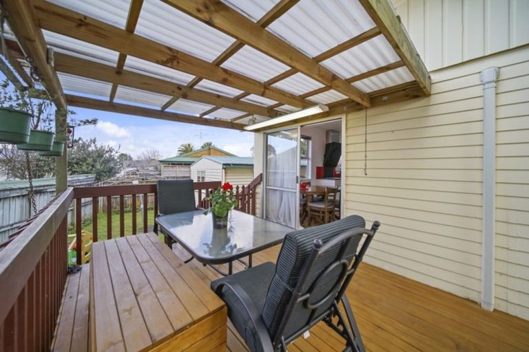 Photo of property in 54a Walworth Avenue, Pakuranga Heights, Auckland, 2010