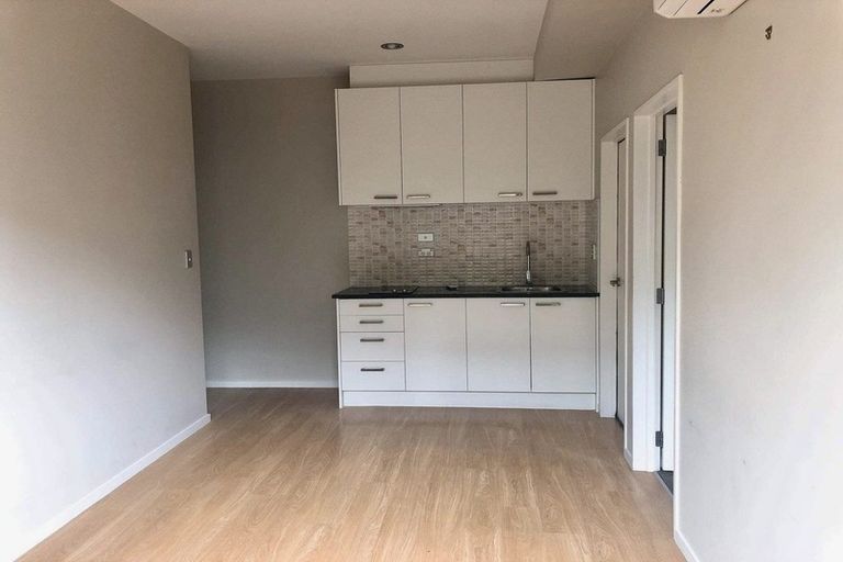 Photo of property in 7 Azzurro Way, Flat Bush, Auckland, 2019