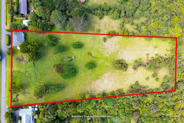 Photo of property in 33 Hamilton Road, Waimauku, 0881