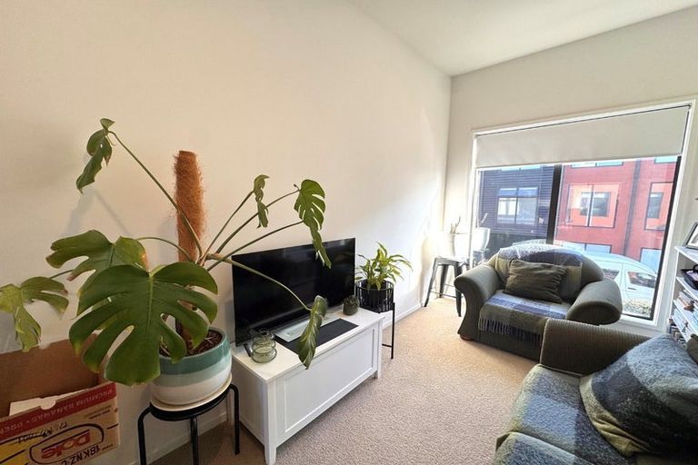 Photo of property in 23/17 Owens Place, Mount Maunganui, 3116