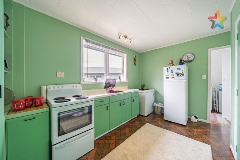 Photo of property in 45 Meremere Street, Wainuiomata, Lower Hutt, 5014