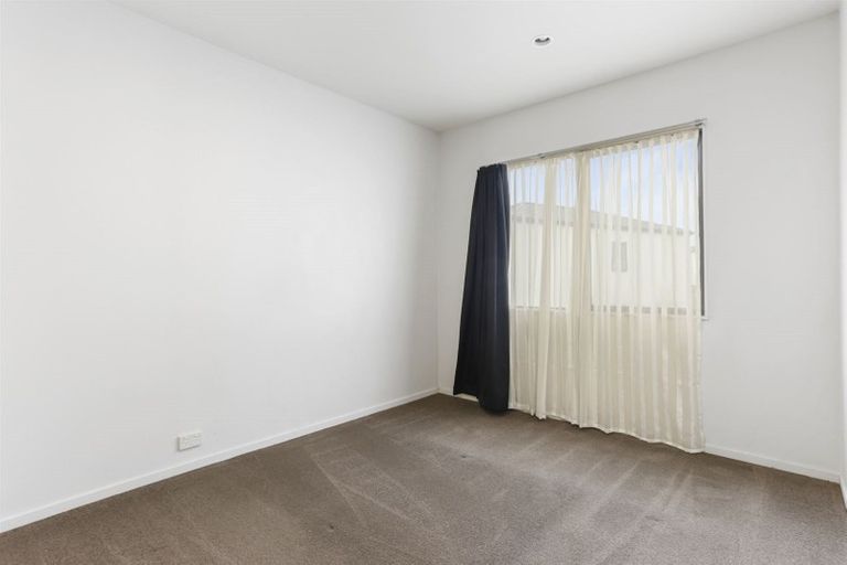 Photo of property in 5 Lumino Lane, Henderson, Auckland, 0612