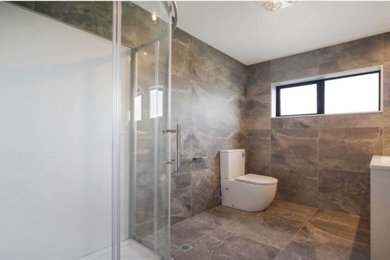 Photo of property in 2 Faithful Drive, Karaka, Papakura, 2113