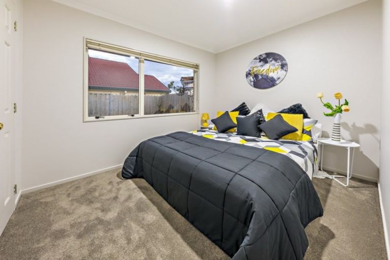 Photo of property in 31 Muirfield Street, Wattle Downs, Auckland, 2103