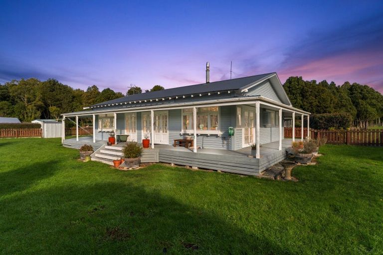 Photo of property in 34 Kaitoke Waterworks Road, Kaitoke, Upper Hutt, 5018