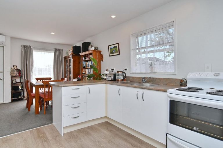 Photo of property in 12/13 Sylvan Street, Hillmorton, Christchurch, 8024