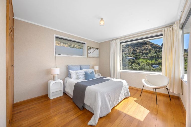 Photo of property in 19 Walkers Road, Lyttelton, 8082