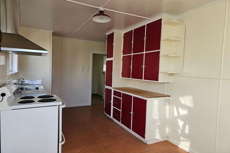 Photo of property in 6 Freyberg Terrace, Waipukurau, 4200