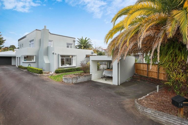 Photo of property in 16 Willowfield Place, Pukete, Hamilton, 3200