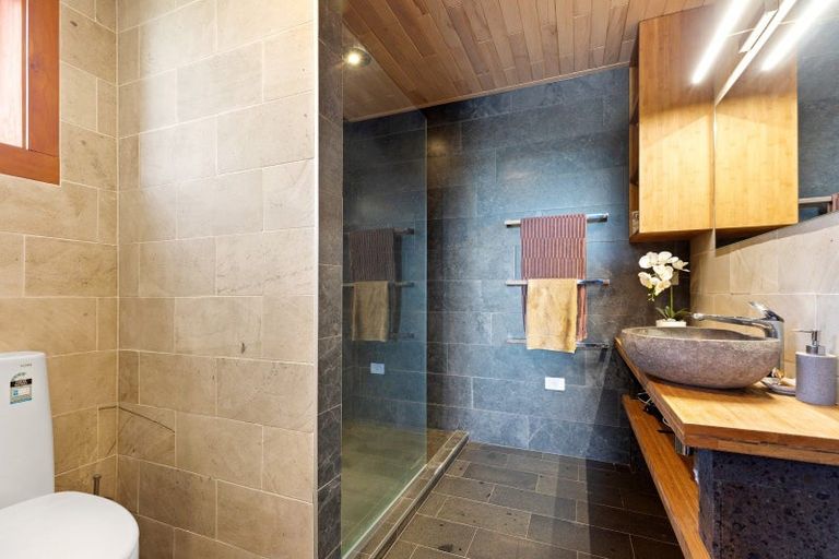 Photo of property in 177 Welcome Bay Road, Welcome Bay, Tauranga, 3112