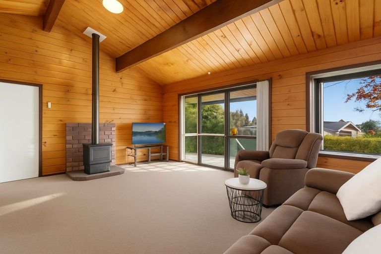 Photo of property in 2b Forrester Drive, Welcome Bay, Tauranga, 3112