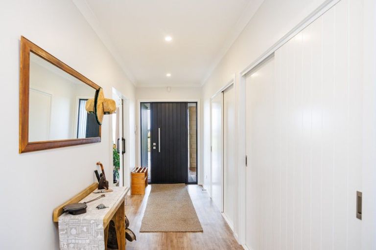 Photo of property in 46 Fry Road, Halcombe, Feilding, 4777