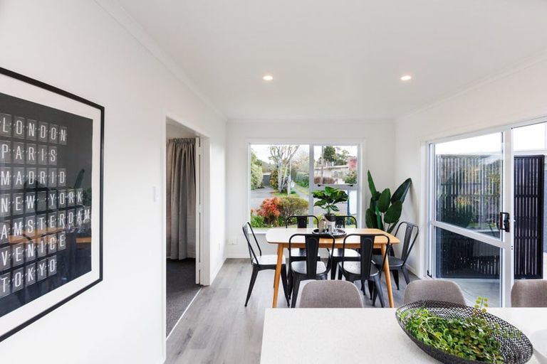 Photo of property in 6 Cremorne Avenue, Hokowhitu, Palmerston North, 4410