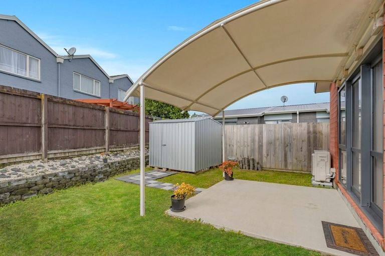 Photo of property in 44 Totara Meadows Court, Wiri, Auckland, 2104