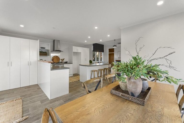 Photo of property in 34 David Street, Westown, New Plymouth, 4310