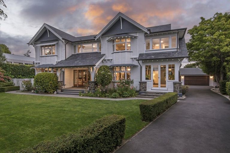 Photo of property in 96a Glandovey Road, Fendalton, Christchurch, 8052