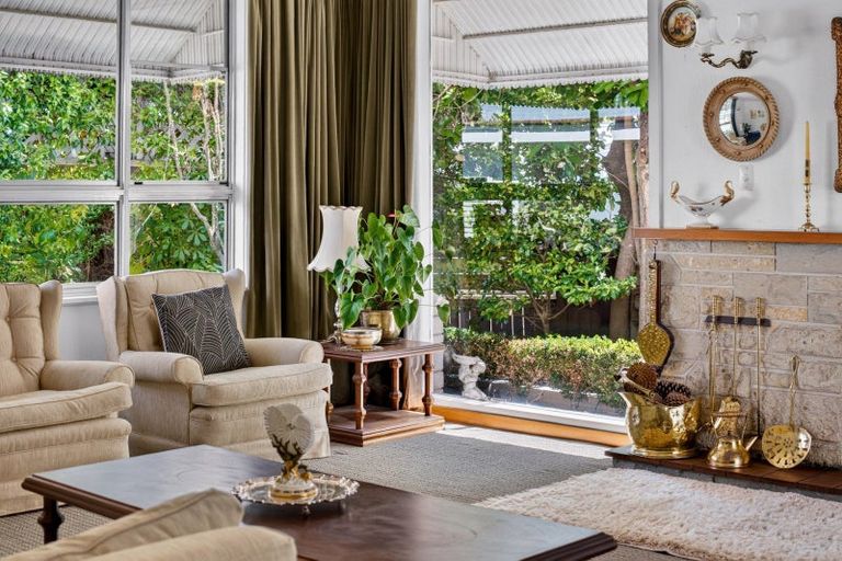 Photo of property in 49 Charles Street, Westshore, Napier, 4110