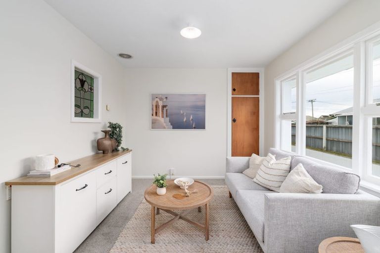 Photo of property in 25 Cradock Street, South New Brighton, Christchurch, 8062