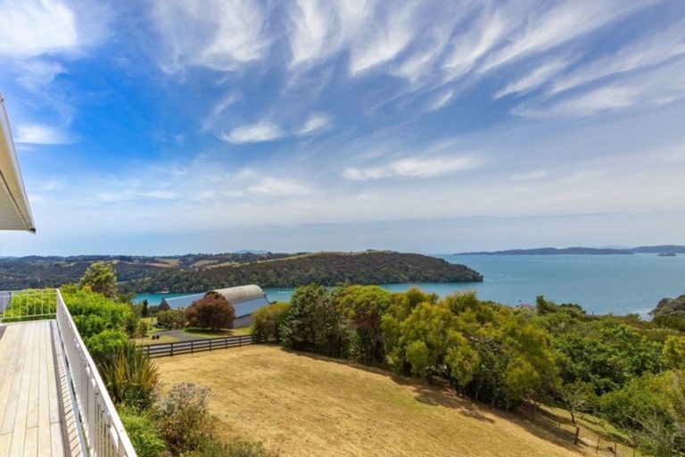 Photo of property in 12 Kotare Place, Sandspit, Warkworth, 0982