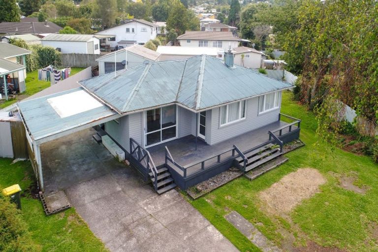 Photo of property in 3 Liane Place, Mangakakahi, Rotorua, 3015