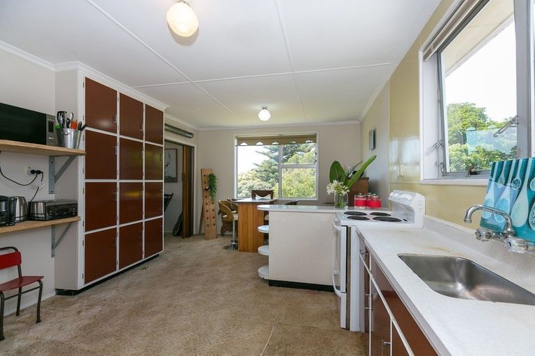 Photo of property in 403 Devon Street West, Lynmouth, New Plymouth, 4310