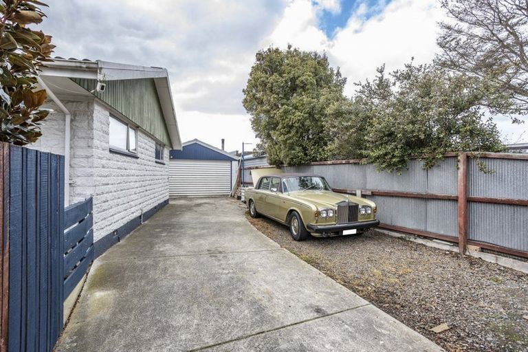 Photo of property in 8 Gibbs Drive, Woodend, 7610