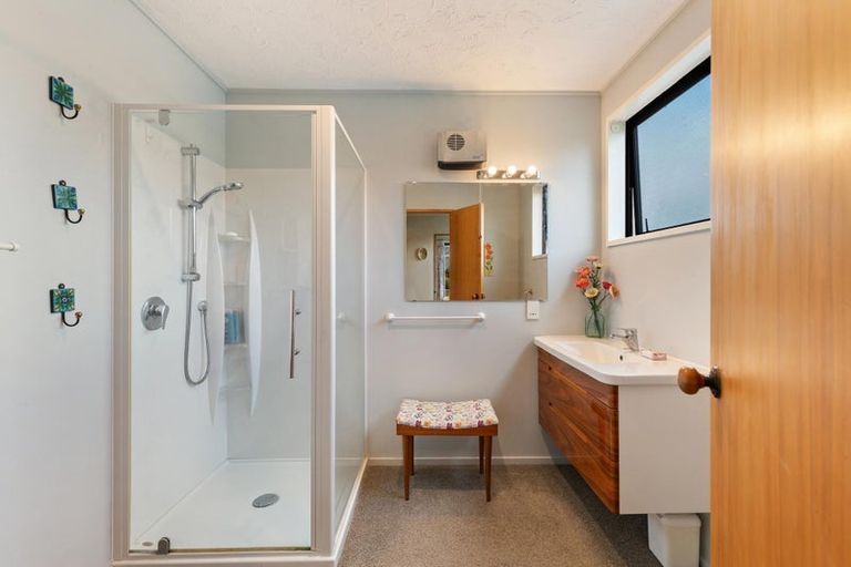 Photo of property in 98 Hunter Crescent, Wanaka, 9305