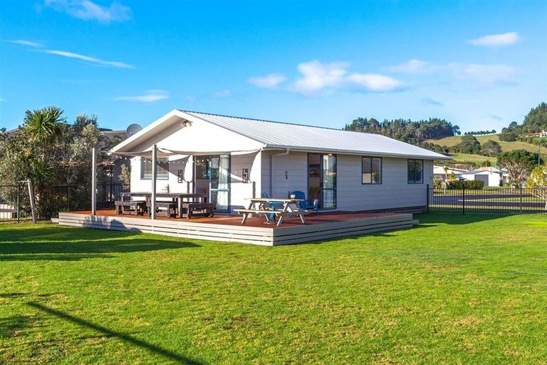 Photo of property in 47 Charles Green Drive, Cooks Beach, Whitianga, 3591