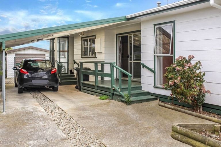 Photo of property in 54 Swinburn Street, Dannevirke, 4930