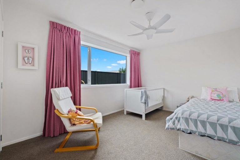 Photo of property in 25 Magnetic Place, Cromwell, 9310