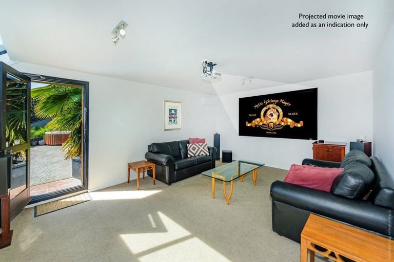 Photo of property in 11 Toledo Place, Mount Pleasant, Christchurch, 8081