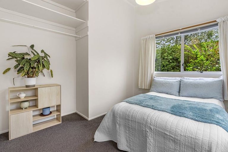 Photo of property in 1 Ian Place, Bishopdale, Christchurch, 8053