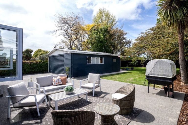 Photo of property in 8 Woodville Street, Edgeware, Christchurch, 8013