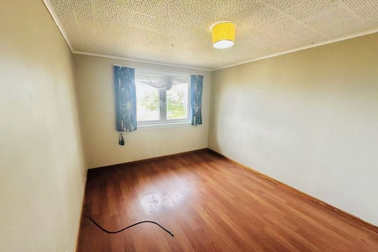 Photo of property in 35a Wade River Road, Stanmore Bay, Whangaparaoa, 0932