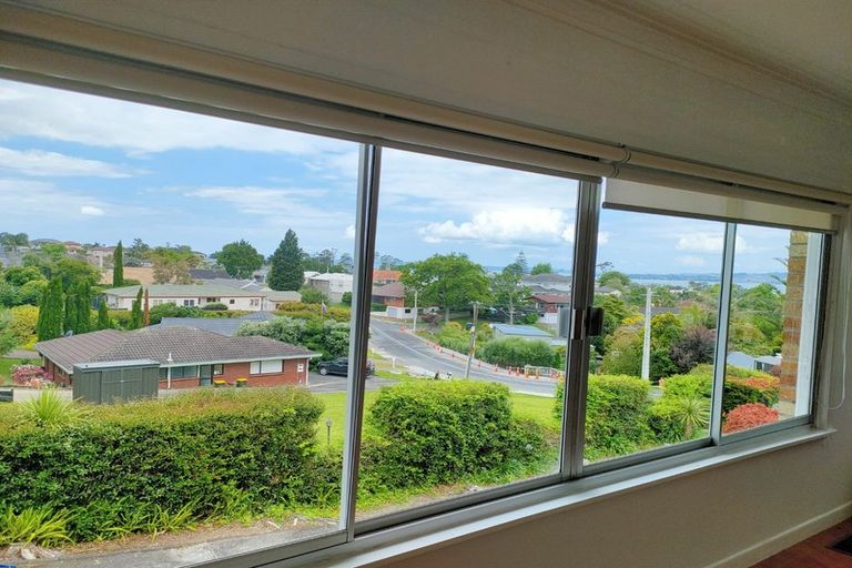 Photo of property in 34 Glenfern Road, Mellons Bay, Auckland, 2014