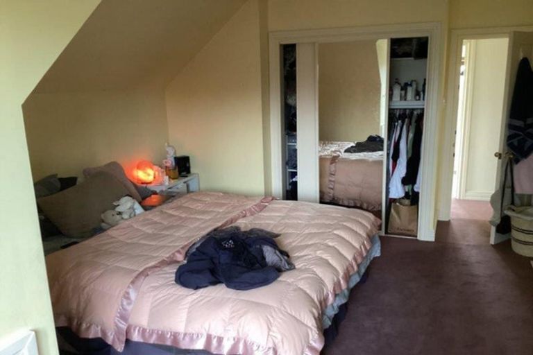 Photo of property in 5 Oaktree Lane, Bishopdale, Christchurch, 8053