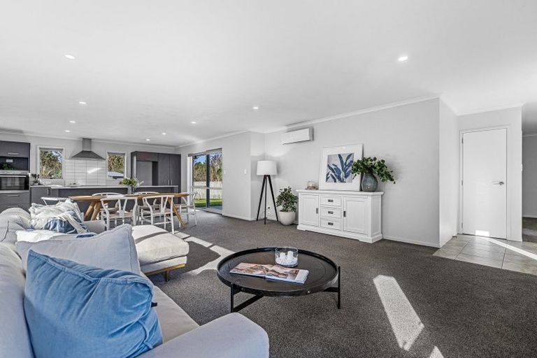 Photo of property in 17 Kirk Lane, Ohauiti, Tauranga, 3112