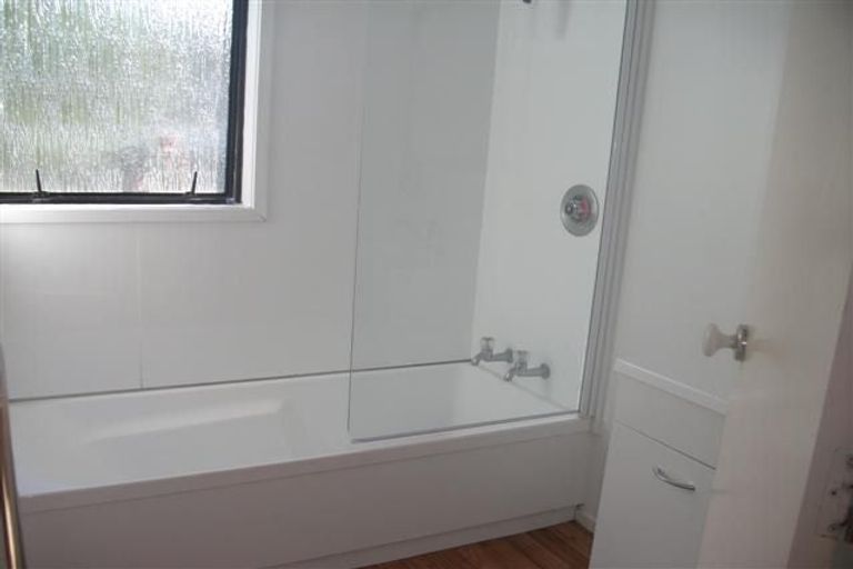 Photo of property in 35 Delaware Grove, Totara Park, Upper Hutt, 5018